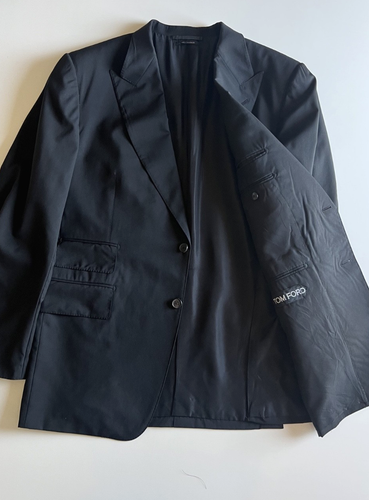 Tom Ford Signature Peak Lapel "Windsor" Suit Black 54R (44R) Suit $5,900 - Picture 6 of 19