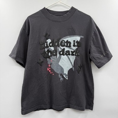 Broken planet hidden in the dark bat tshirt short sleeve medium