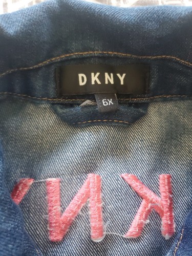 DKNY Girls Jean Jacket Long Sleeve Snap Denim Blue Pink Logo Girls Size 6 Youth - Picture 3 of 6