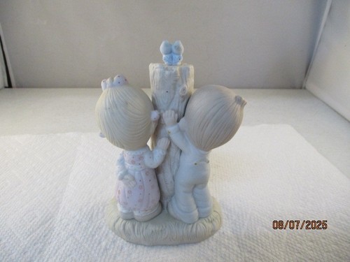 Precious Moments, Johnathan and David, "Thee I Love" 1979 figurine. No box. - Picture 2 of 3