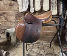 17” Antares Jumping Saddle