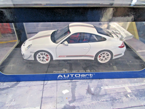 PORSCHE 911 - 997 GT3 RS 4.0 Carrera bianco bianco 2011 Autoart 78147 RARA 1:18 - Foto 7 di 8