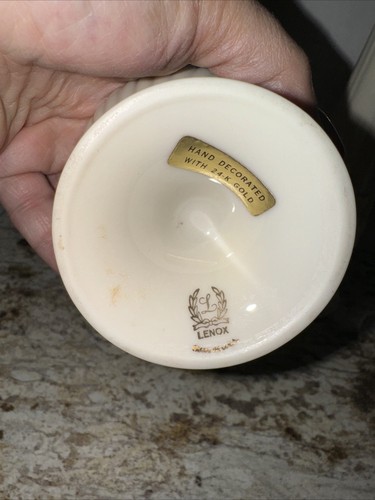 Set Of 3 Lenox Ivory Vases Misc - Picture 7 of 7