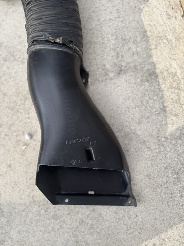 82-86 L69 5.0 HO 2-28 IROC Air Cleaner Complete nice Survivor Air Cleaner  - Picture 4 of 7