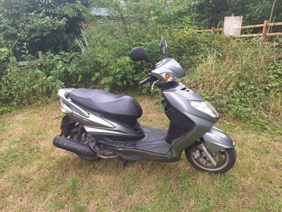 yamaha cygnus x 125 scooter - Image 1 of 4