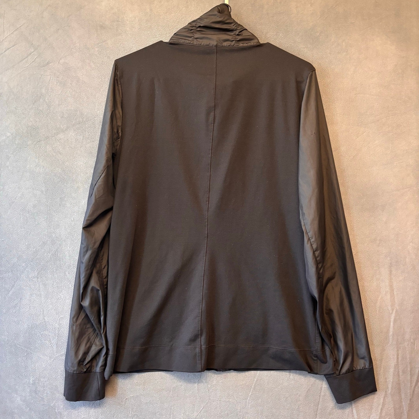 Under Armour Lightweight Packable Jacket Lightwei… - image 2