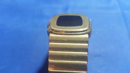 Vintage Concord LED Men's Watch 18K Gold Electroplated Case and Band for parts - Picture 8 of 12