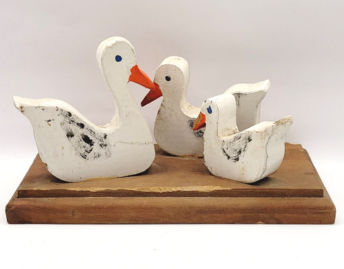 W. Glick Signed 1984 Artisan Folk Art Primitive Painted Wood Ducks Figurine - Picture 4 of 22