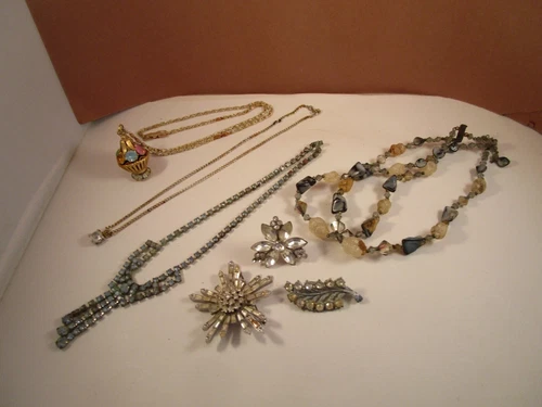 Vintage Mixed Lot of Costume Jewelry Rhinestone Necklaces Brooch Flower Germany