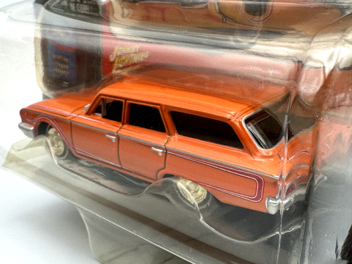Johnny Lightning Kustomized 1960 Ford Wagon Lowrider, Orange, 1:64, NIB - Picture 5 of 8