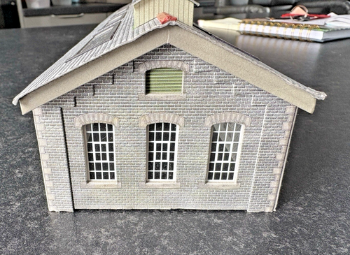 N Gauge Built Double Track & Length Stone Engine Shed based on Metcalfe PN937 - Picture 5 of 7