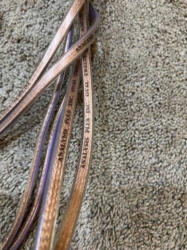 3 cables de altavoces ovalados Analysis Plus 8 pies cada uno con enchufes de plátano - Imagen 4 de 5