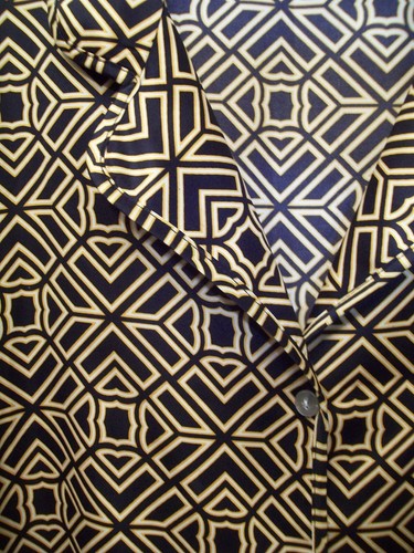 Natori Taipei Satin Nightshirt sz 3X Geometric Black Gold Long Sleeve Button Up - Picture 6 of 10