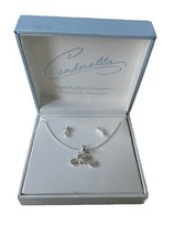NEW     Disney  s Princess Cinderella Jewelry Set With Swarovski Crystals