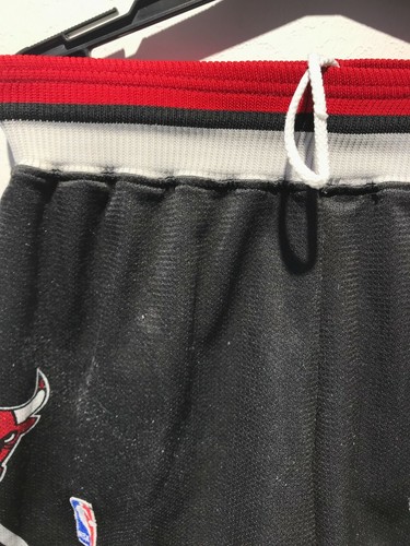 !BOYS XL! CHICAGO BULLS CHAMPION BASKETBALL SHORTS TRIKOT CAMISETA NBA BLACK USA - Picture 7 of 12