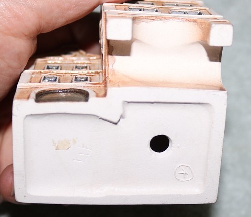 MINIATURE CERAMIC BUILDING THE HOUSE AT THE LITTLE GOLDEN HORSE PRAGUE - Picture 6 of 6