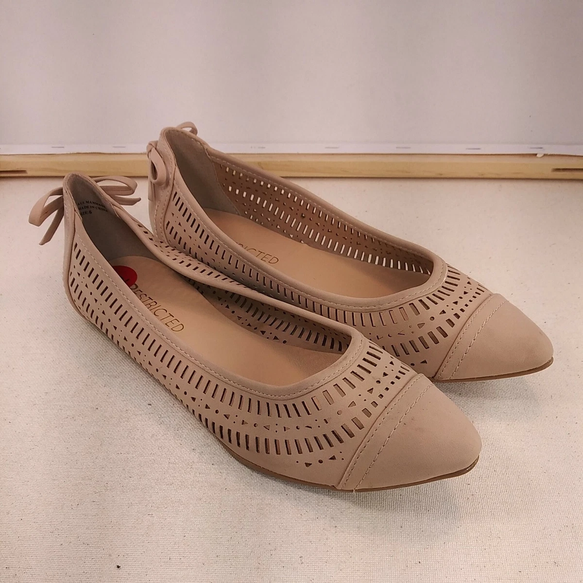 Restricted Women s Shoes Ballet Beige Size 6 SKU 07811