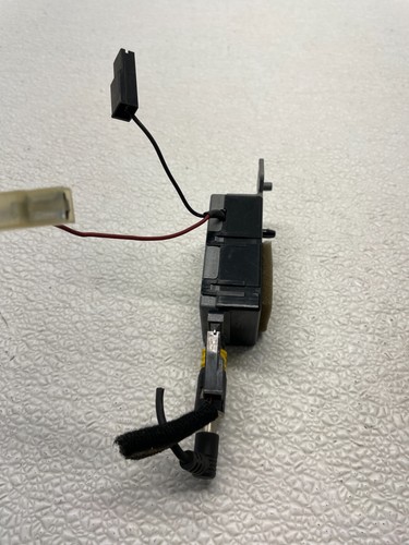 2015-2017 HYUNDAI SONATA REAR RIGHT SIDE RADIO ANTENNA AMP AMPLIFIER MODULE OEM - Picture 10 of 11