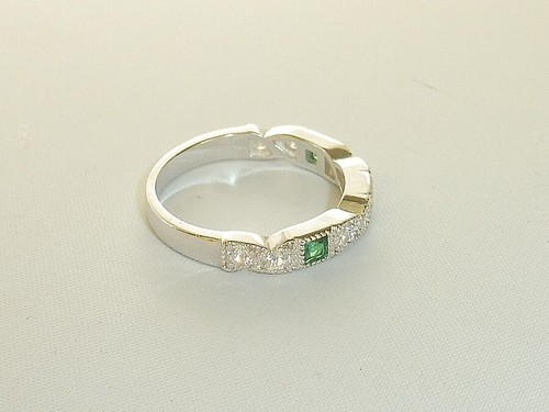 Ladies Handmade 925 Sterling Silver Emerald and White Sapphire Eternity Ring - Picture 10 of 11