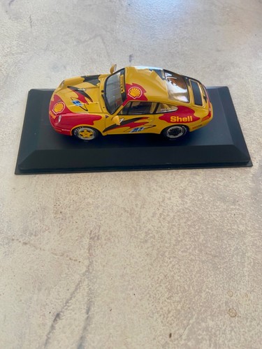 MINI Champs PORSCHE 911 (993) #1 SUPERCUP 1994 "SHELL-PIRELLI" Scale 1:43 - Picture 2 of 7