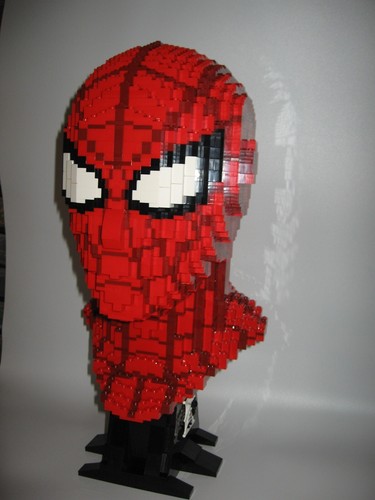 LEGO LIFE SIZE BUST OF SPIDER-MAN 17.0 INCHS TALL OVER 3000 NEW LEGO PIECES !! - Picture 9 of 9