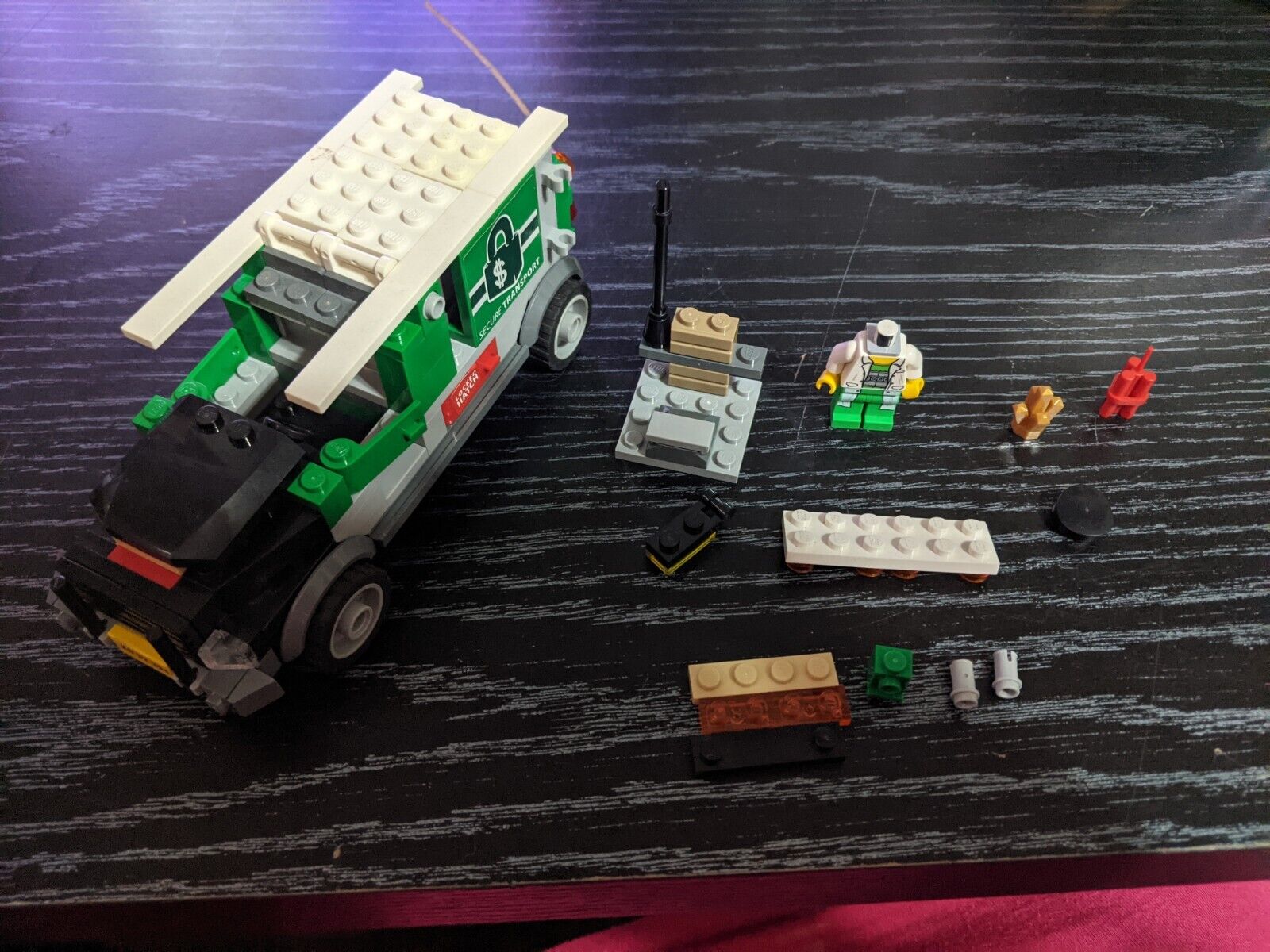 Picture 1 of 9