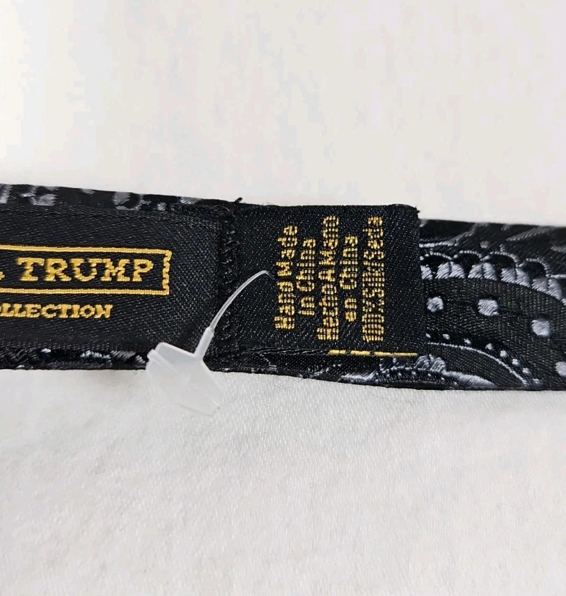 黑色佩斯利丝绸领结唐纳德特朗普总统签名系列OS领带 — 第 3/4 张图片