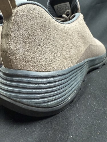 Women's Arc'teryx Size 7 Tan Hiking Climbing Walking Megagrip Vibram Shoes - Picture 16 of 21