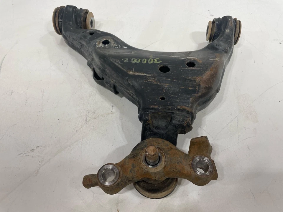 Brazo de control inferior delantero izquierdo del conductor 4806904060 OEM para Toyota Tacoma 2016-2023 Foto 3 de 4