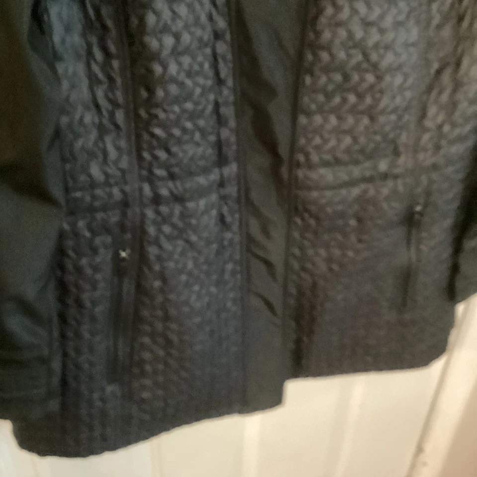 SUSAN GRAVER Water Resistant Quilted Jacket Black 1X - A268803 Goth Glam New - Image 3 of 4