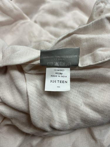 Restoration Hardware RH Baby & Child Ruffled Cotton Gauze Twin Duvet Petal Pink - Picture 4 of 8