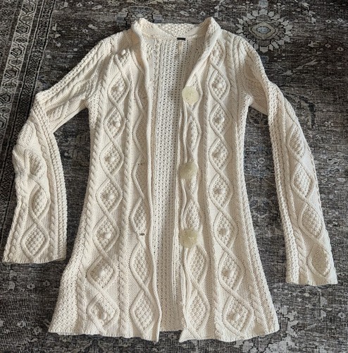 Free People Chunky Cream Cable Knit Longline Cardigan Ivory Carved Buttons Sz S - Picture 1 of 5