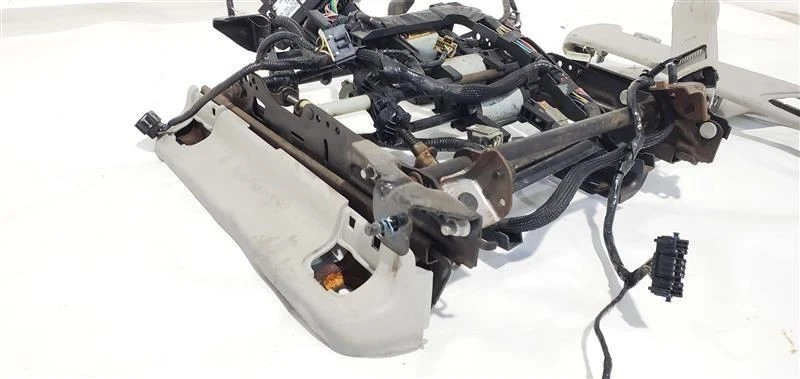 Chevrolet Suburban 1500 2007 2014 OEM asiento izquierdo pista 6 vías Foto 4 de 4