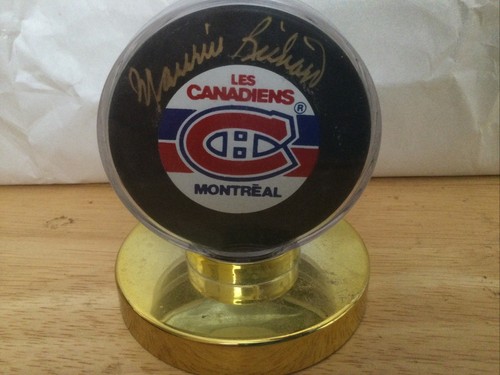 Maurice Richard Montreal Canadiens handsignierter Hockey Puck COA 13408