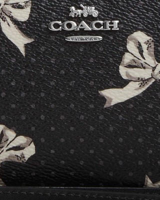 NWT Coach Long Zip Around Wallet With Bow Print CZ327 | eBay