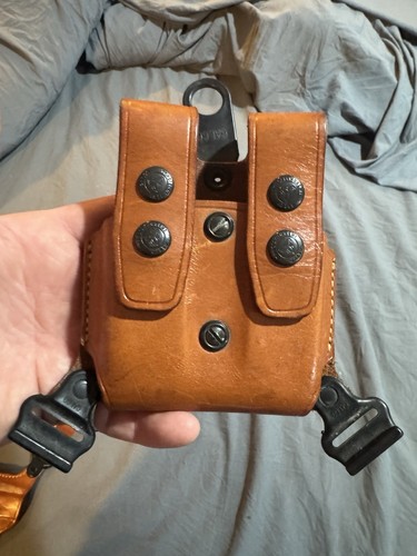 Galco Miami Classic Shoulder Holster System - Tan 5 - Picture 4 of 15