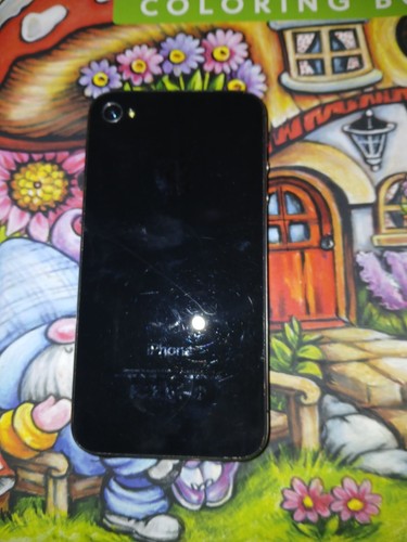 iPhone 4S (VERY RARE) preloaded with apps - Photo 2 sur 2