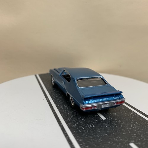 2016 Johnny Lightning Muscle Cars USA 1971 Pontiac GTO Blue Metallic 1:64 NM - Picture 4 of 13