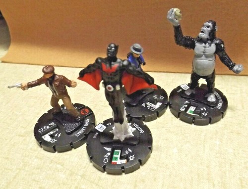 HeroClix 23 DC Game Pieces Figures & Cards - Picture 7 of 7