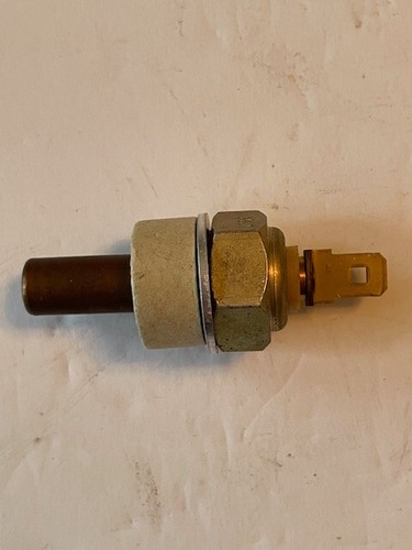 Jaguar Temperature Transmitter  Smiths TT4801/00  C15472   NOS OEM - Picture 3 of 5