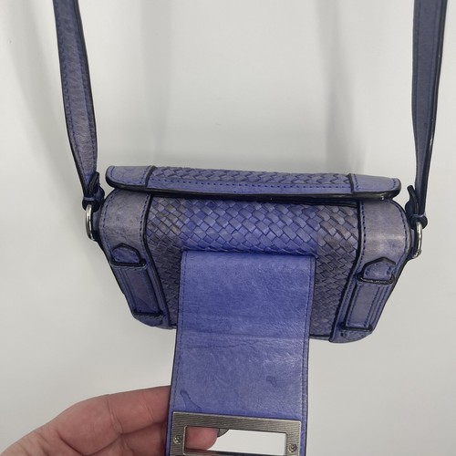 Rebecca Minkoff Mini Leder Crossbody Schultertasche geflochten lila Boho Kern LESEN - Bild 12 von 17