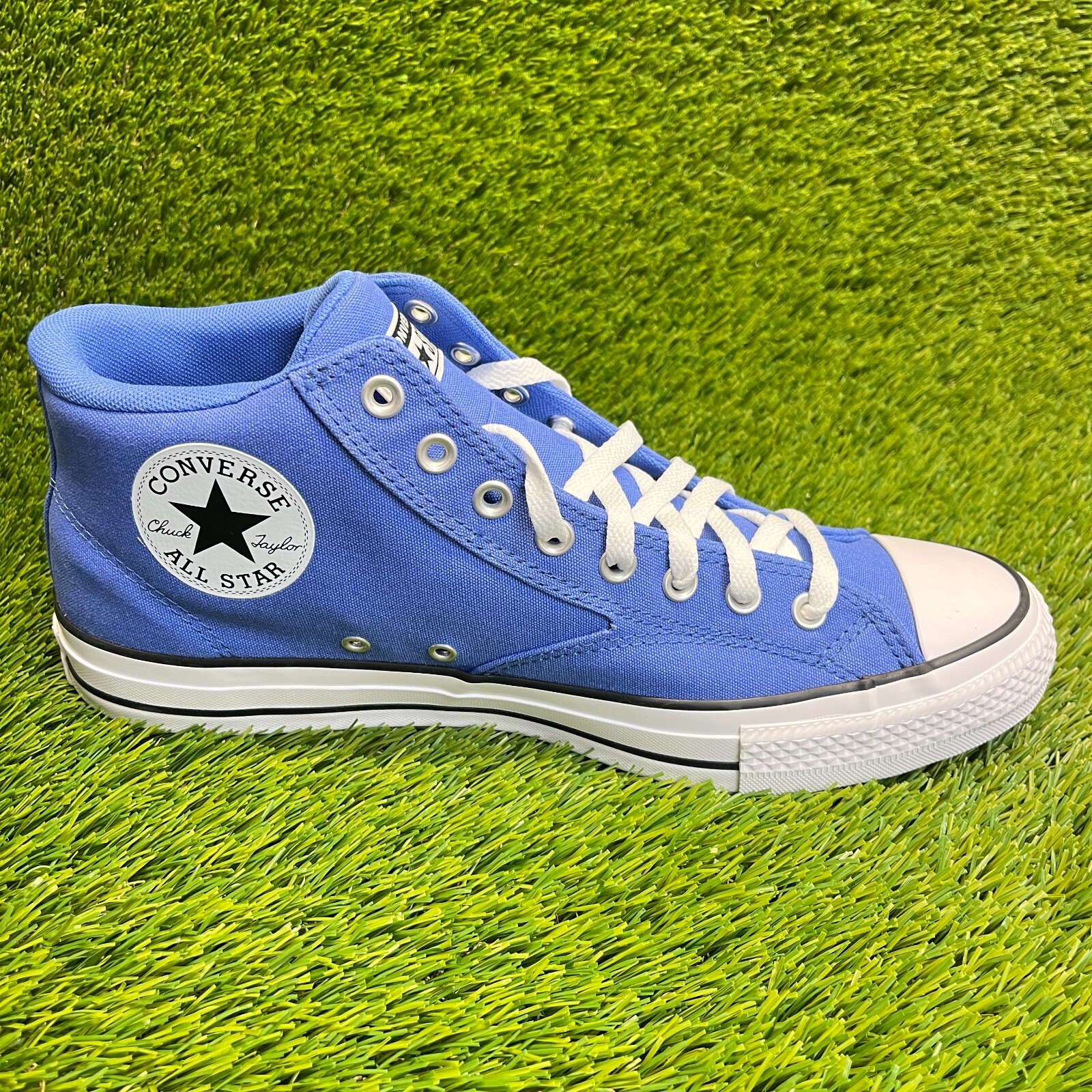 Converse Chuck Taylor All Star Street Mid Mens Size 13 Walking Shoes Sneakers thumbnail 4