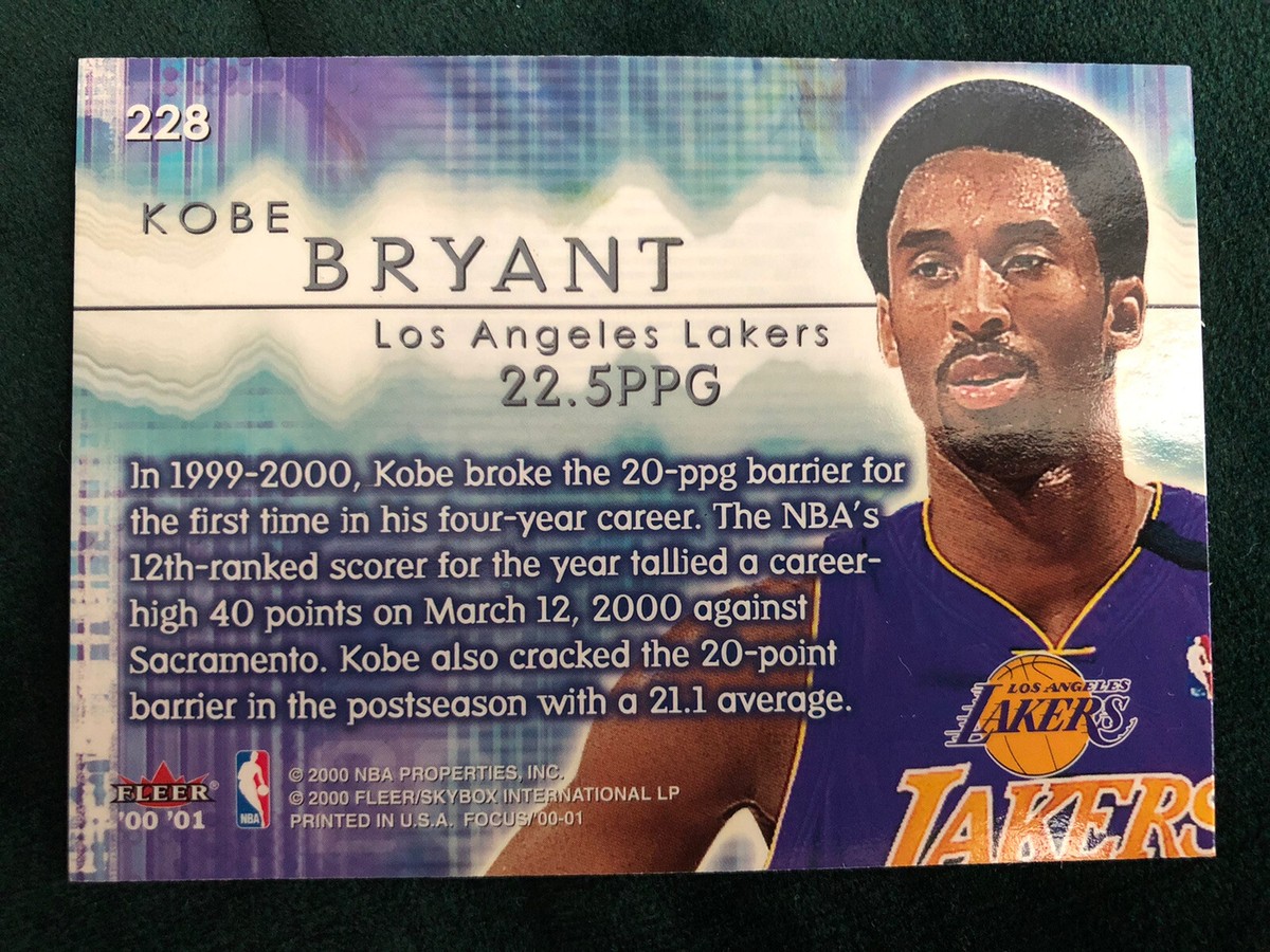 KOBE BRYANT 2000-01 Fleer Focus 20/20 #228 Los Angeles Lakers #8 