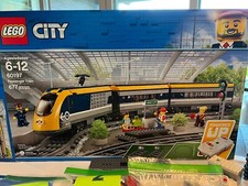 Lego City 60197: Passenger Train, used, 100% complete, manuals, original box