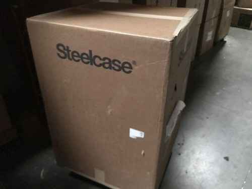 New Steelcase Leap Chair Adjustable V2 Buzz2 Blue Fabric Desk Seat - Black Frame - Picture 2 of 12