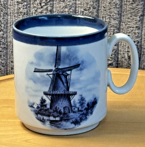 Vtg Delft Blue  Hand Painted made in Holland  Small Ceramic Mug Windmill
