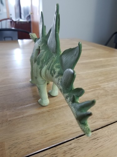Kenner JP07 Stegosaurus 1993 mit Wunde ohne Deckel - Bild 4 von 6