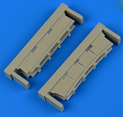 QUICKBOOST 1/48 HE111H3 BOMB BAY DOOR FOR ICM | 48826 - Picture 1 of 1