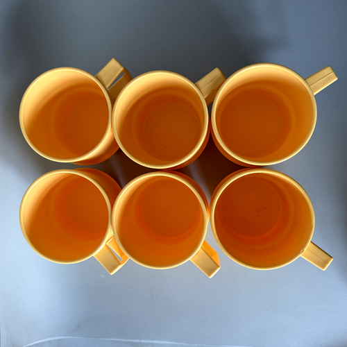 6 tazas de café apilables TUPPERWARE amarillas taza de té camping #1312 de colección - Imagen 3 de 12