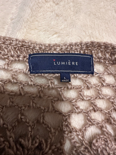 Lumiere Crochet Over Sweater Large Sleeve opening Flower pattern Taupe Large - Picture 13 of 16